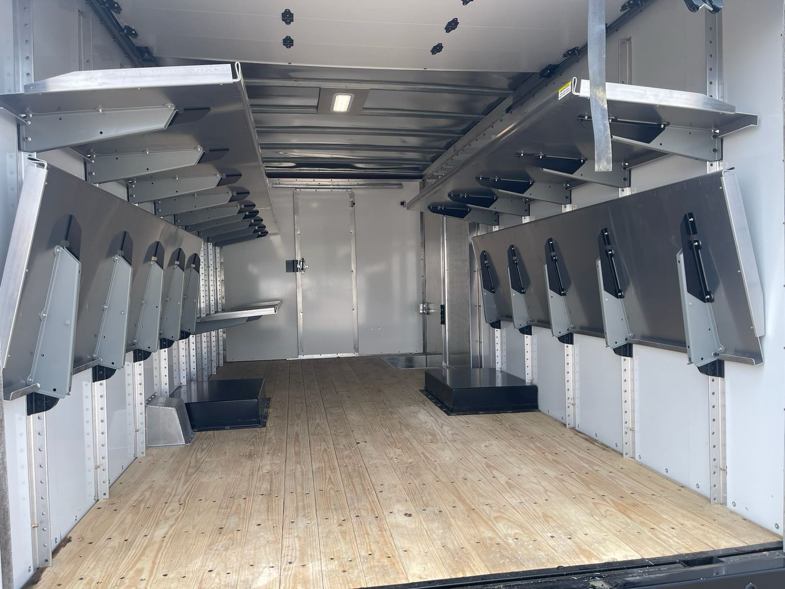 Cube Van Exterior